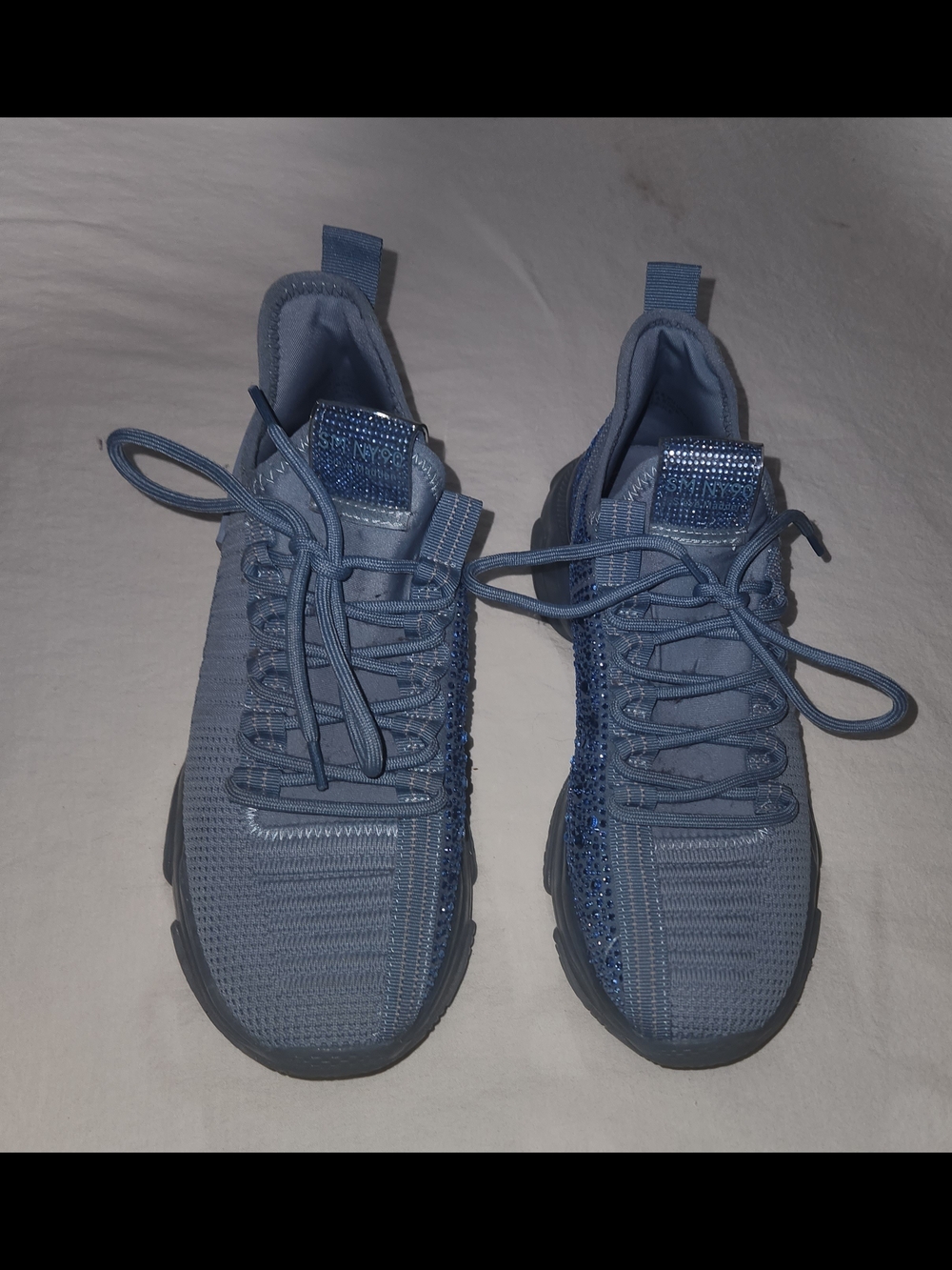 ‼️MAKE AN OFFER‼️Women's Steve Madden Maxima Rhinestone Sneakers Size 9